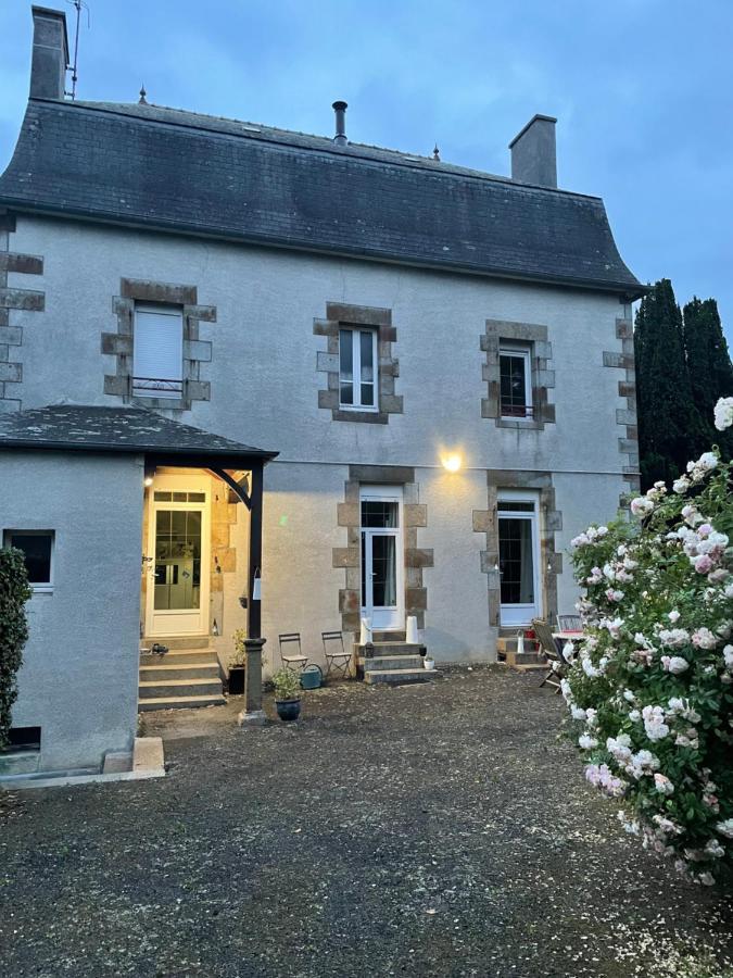 Les Hirondelles De La Villa Des Roses Pontmain Exterior photo